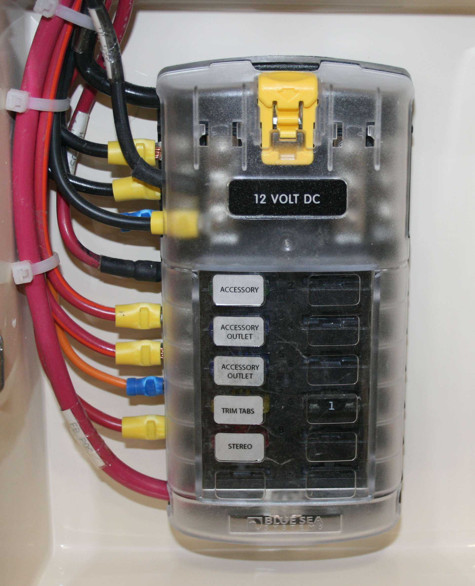 Freedom 255 Electrical System